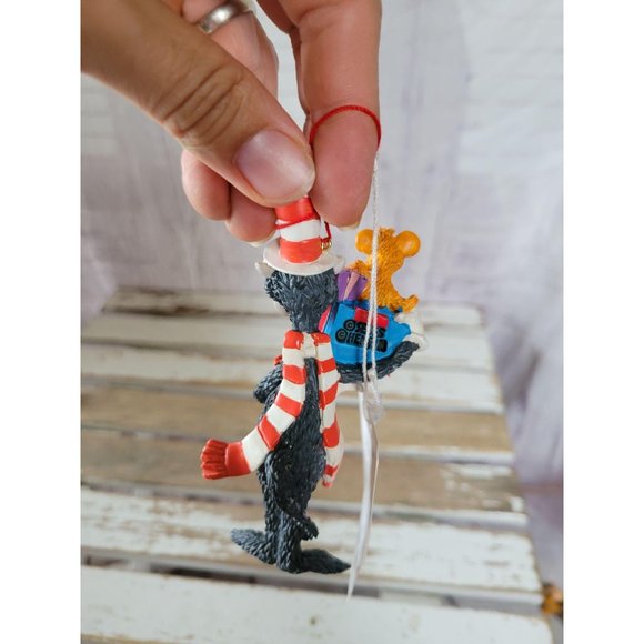 Midwest cannon falls Dr Seuss present ornament Xma - Picture 3 of 6